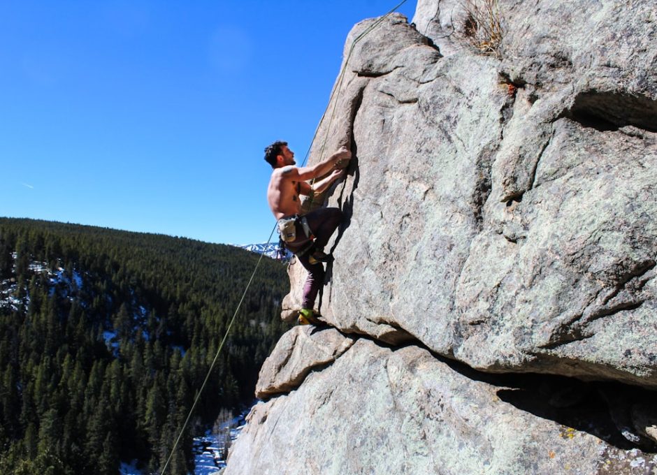 Equipamentos Essenciais para Escalada: Guia Completo para Iniciantes